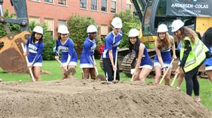 Grant Students at groundbreaking 